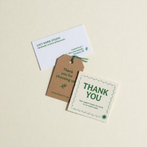 Kit Identidade em Papel (visita + tag + cartão) — imagem ilustrativa