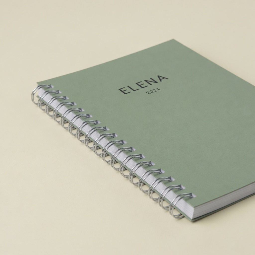 Caderno Personalizado — Capa com nome — ângulo — imagem ilustrativa